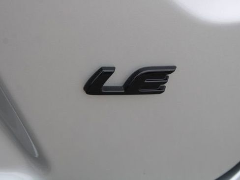 Used 2024 Toyota Corolla LE FWD image 10