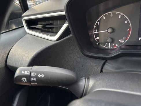 Used 2024 Toyota Corolla LE FWD image 21