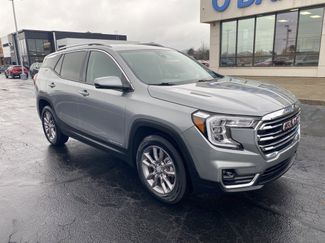 Used 2024 GMC Terrain SLT video 1