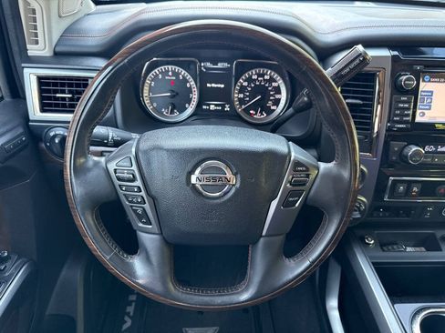 Used 2017 Nissan Titan Platinum Reserve AWD/4WD image 21