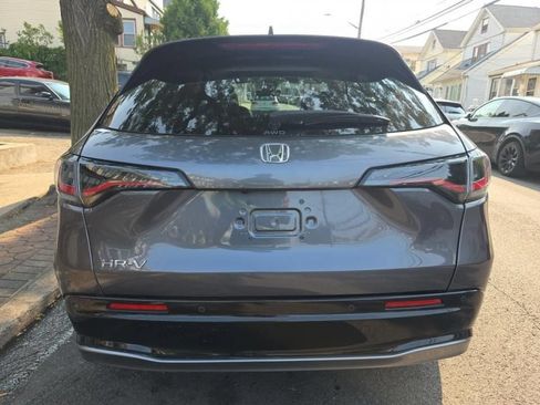 Used 2024 Honda HR-V EX-L image 6