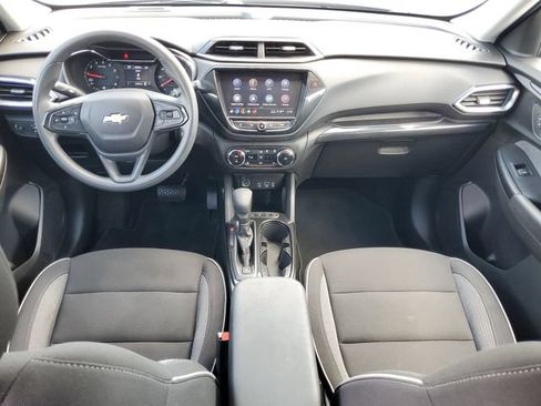 Used 2023 Chevrolet TrailBlazer LT w/ Convenience Package FWD image 29