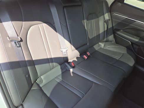 Used 2025 Hyundai Sonata Limited FWD image 29