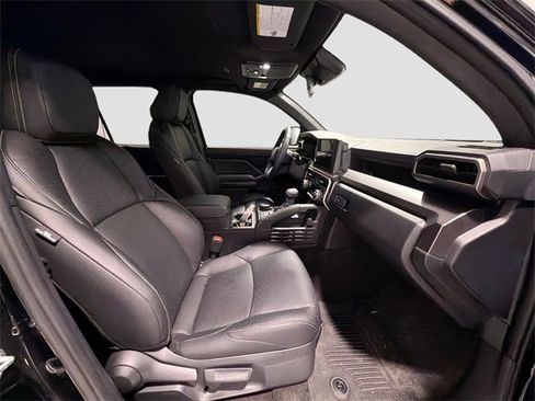 Certified 2025 Toyota 4Runner SR5 image 20