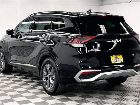 Used 2024 Kia Sportage SX FWD image 3