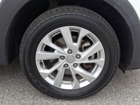 Used 2021 Hyundai Tucson SE FWD image 8