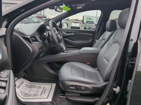 Used 2024 Buick Enclave Essence w/ Experience Buick Package FWD image 20