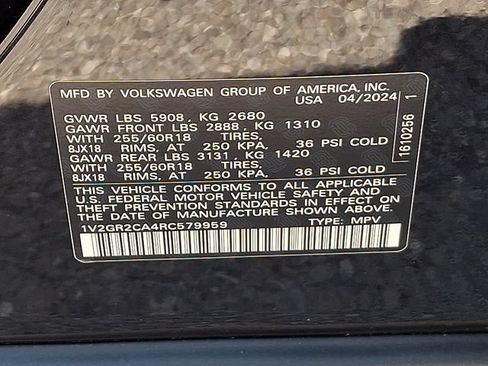 Used 2024 Volkswagen Atlas Peak Edition SEL AWD/4WD image 30