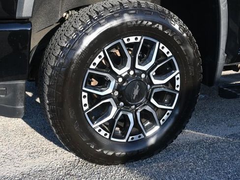 Used 2023 Chevrolet Silverado 2500 High Country w/ LPO, Hitch Package image 29