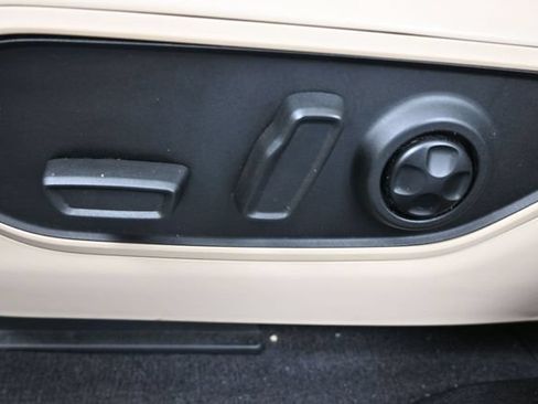 Used 2021 Jeep Grand Cherokee L Limited RWD image 31
