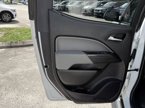 Used 2019 Chevrolet Colorado LT w/ LT Convenience Package AWD/4WD image 17