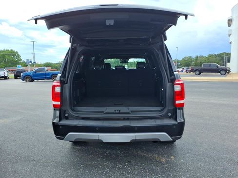 Used 2020 Ford Expedition Max XLT w/ Equipment Group 202A AWD/4WD image 6