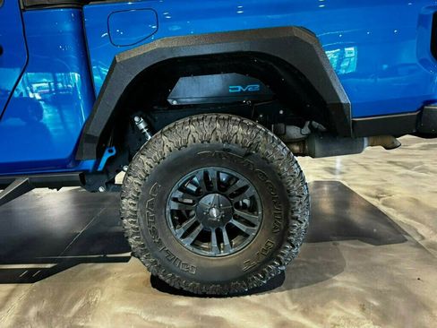 Used 2020 Jeep Gladiator Sport w/ Trailer Tow Package AWD/4WD image 27