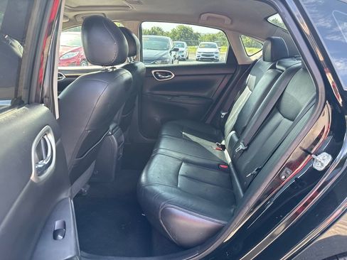 Used 2014 Nissan Sentra SL w/ Premium Package FWD image 10