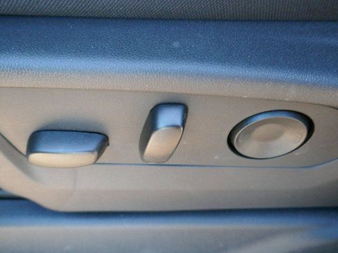 New 2026 Chevrolet Silverado 2500 Custom w/ Custom Value Package AWD/4WD image 13