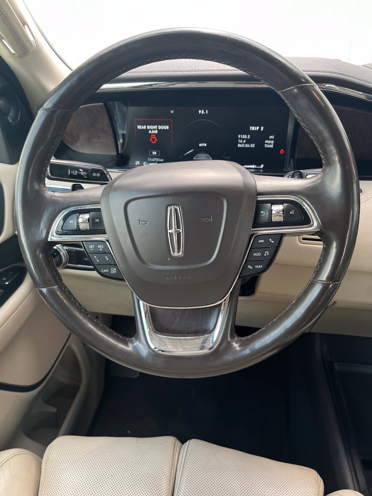 Used 2020 Lincoln Navigator Reserve w/ Equipment Group 201A Reserve AWD/4WD image 19