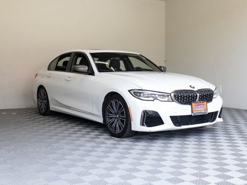 Used 2020 BMW M340i w/ Parking Assistance Package image 6