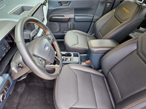 Used 2025 Ford Maverick Tremor AWD/4WD image 9