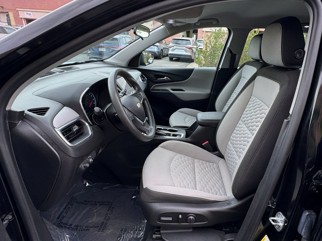 Used 2020 Chevrolet Equinox LS AWD/4WD image 19