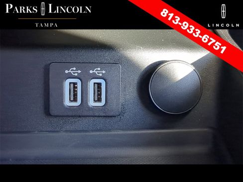 Used 2020 Ford Fusion SE image 21