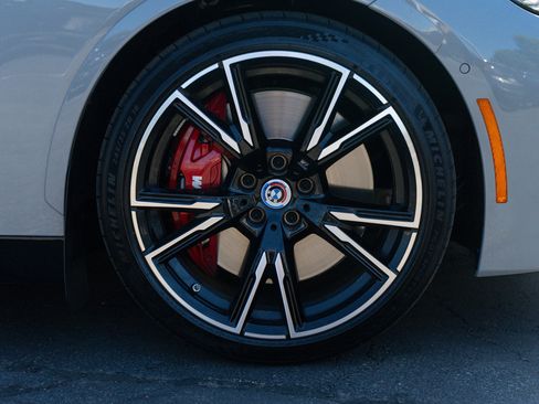 Used 2023 BMW M240i Coupe RWD image 9