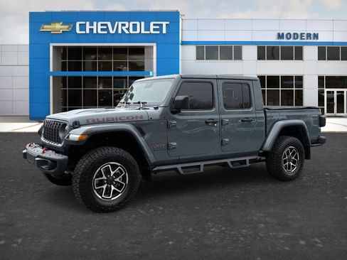 Used 2025 Jeep Gladiator Rubicon image 1