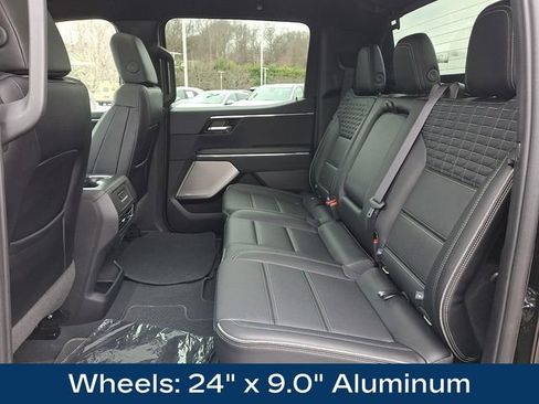 Used 2025 GMC Sierra EV Denali image 12