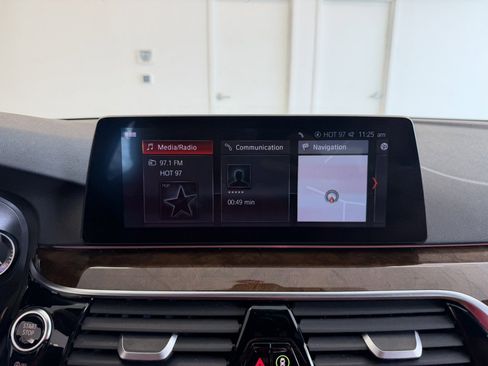 Used 2019 BMW 540i xDrive w/ Convenience Package image 15