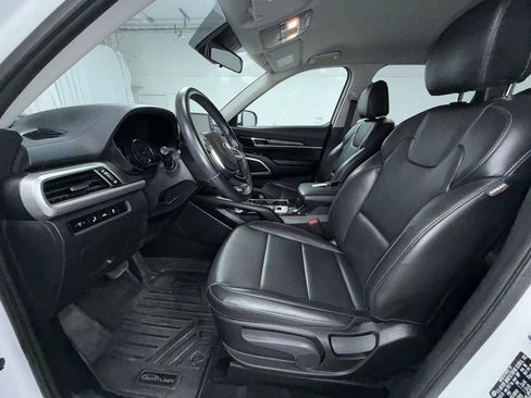 Used 2021 Kia Telluride LX AWD/4WD image 12