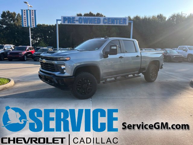 Used 2026 Chevrolet Silverado 2500 Custom w/ Custom Value Package AWD/4WD image 1
