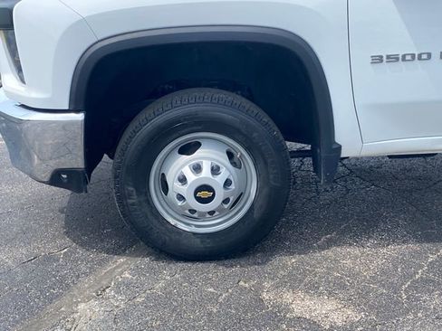 Used 2022 Chevrolet Silverado 3500 W/T w/ WT Convenience Package AWD/4WD image 16