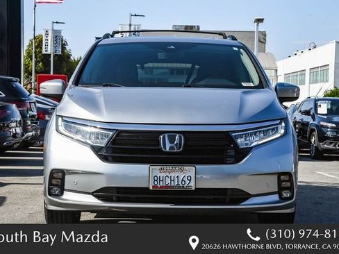 Used 2021 Honda Odyssey Touring image 2