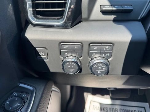 Used 2024 GMC Sierra 1500 Denali AWD/4WD image 24