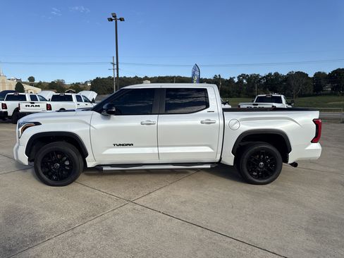 Used 2024 Toyota Tundra Limited image 5
