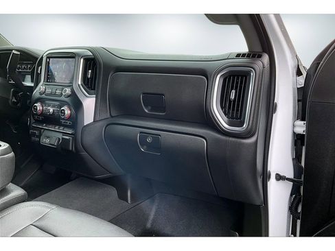 Used 2022 GMC Sierra 2500 SLT image 26