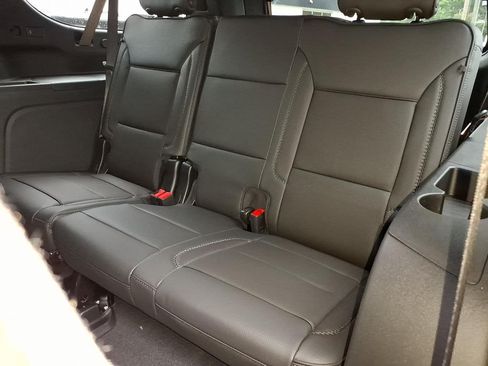 New 2026 GMC Yukon XL Denali AWD/4WD image 11