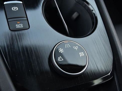 New 2026 Nissan Rogue SV image 20