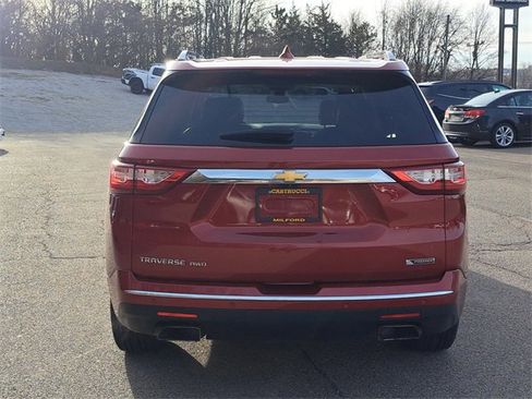 Used 2018 Chevrolet Traverse Premier image 4