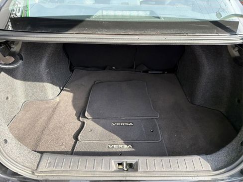 Used 2020 Nissan Versa SV image 12