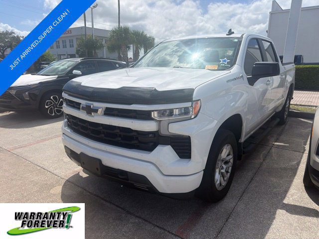 Used 2024 Chevrolet Silverado 1500 RST AWD/4WD image 3