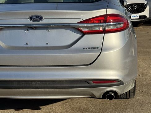 Used 2018 Ford Fusion S image 7