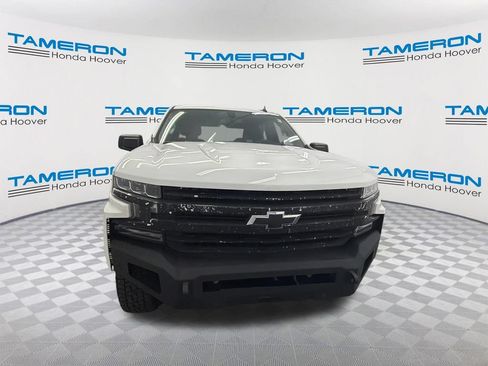 Used 2021 Chevrolet Silverado 1500 Custom Trail Boss w/ LPO, Dark Essentials Package AWD/4WD image 8