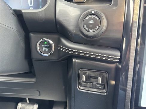 New 2025 Ford F150 Lightning Platinum image 26