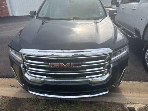 Used 2023 GMC Acadia SLE AWD/4WD image 2