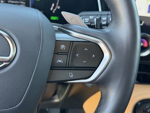 Used 2025 Lexus NX 350h AWD w/ Accessory Package (P3) image 18