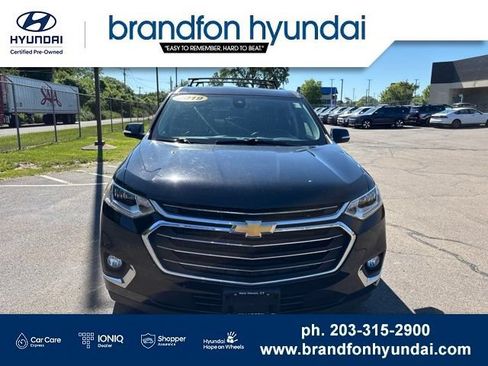 Used 2019 Chevrolet Traverse Premier AWD/4WD image 2