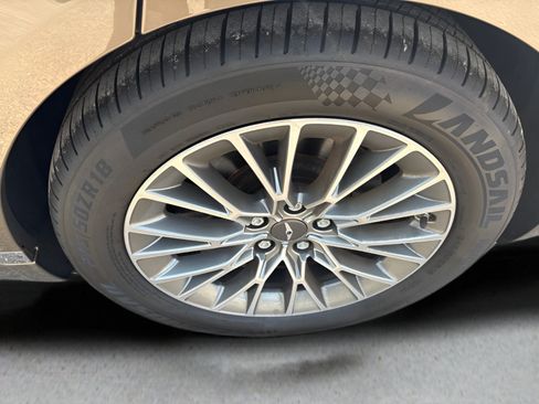 Used 2023 Genesis G80 2.5T AWD/4WD image 22