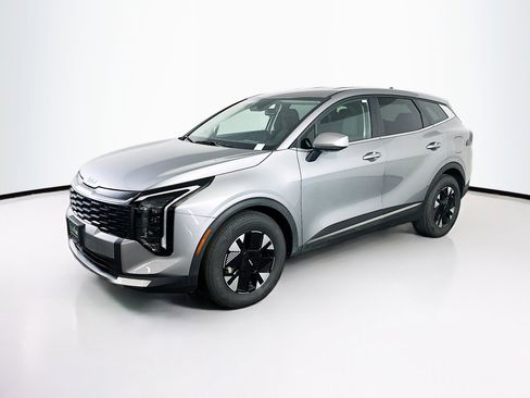 Used 2026 Kia Sportage LX FWD image 3