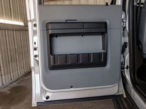 Used 2014 Ford F450 XL w/ Power Equipment Group image 44