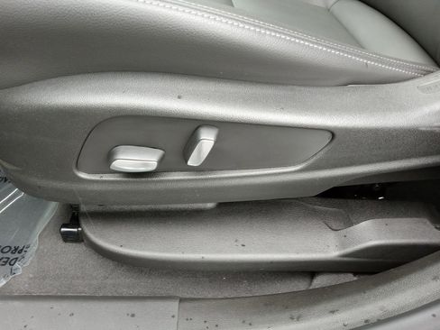Used 2024 Cadillac XT6 Luxury w/ LPO, Floor Liner Package AWD/4WD image 20